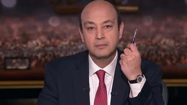 عمرو أديب يستأنف تقديم برنامج "الحكاية" غدا بعد شفاءه