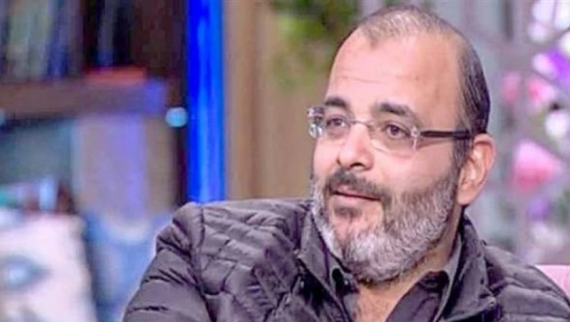 شاهدوا: بعد رفضه مقاضاة مطربي المهرجانات.. أيمن بهجت قمر "عيال غلابة"