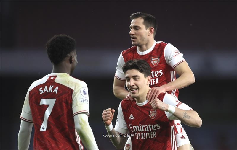 بالصور: آرسنال يفترس ليدز بهاتريك أوباميانج