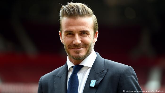 بيكهام ينضم لحملة دعم التعليم online لمن يعانون من عدم توافر الإنترنت