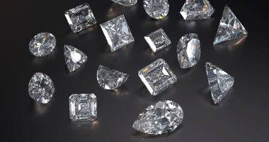 إيطالى يفقد 3 ماسات داخل سوبر ماركت بقيمة 50 ألف يورو