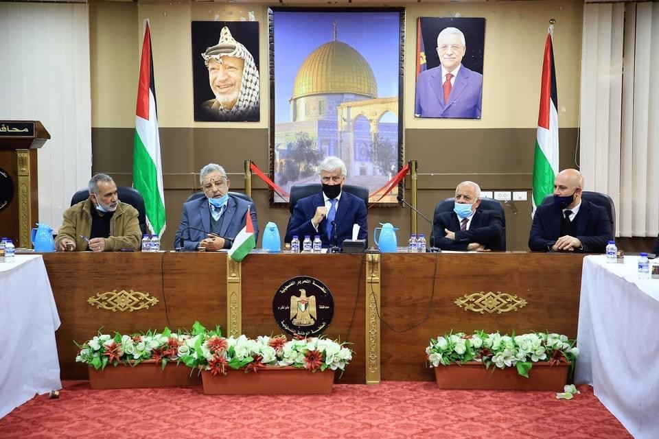 "التربية والتعليم" ترفض أي تمويل مشروط يستهدف المناهج الفلسطينية