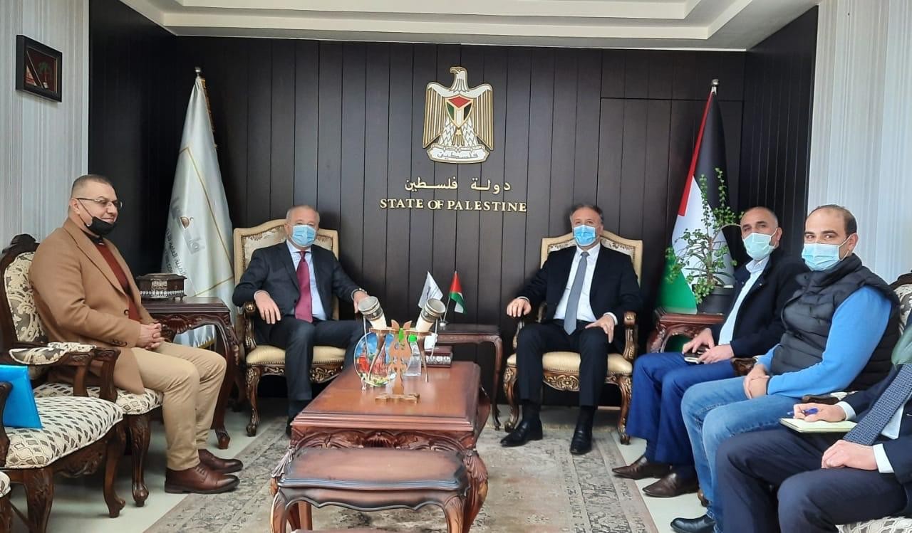 عساف يُطلع السفير الروسي على آخر المستجدّات الفلسطينية