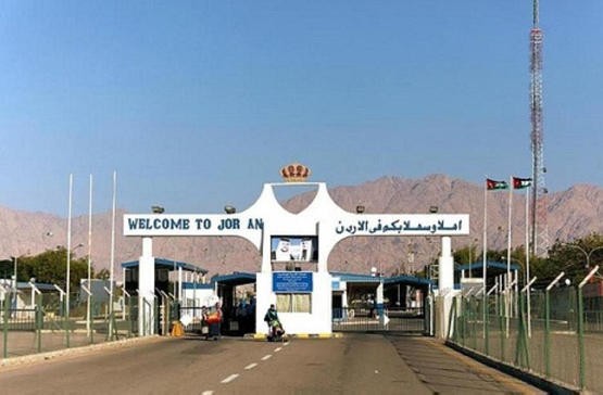 الأردن: إنشاء 3 خيام مجهزة لاستقبال المسافرين عبر جسر الملك حسين