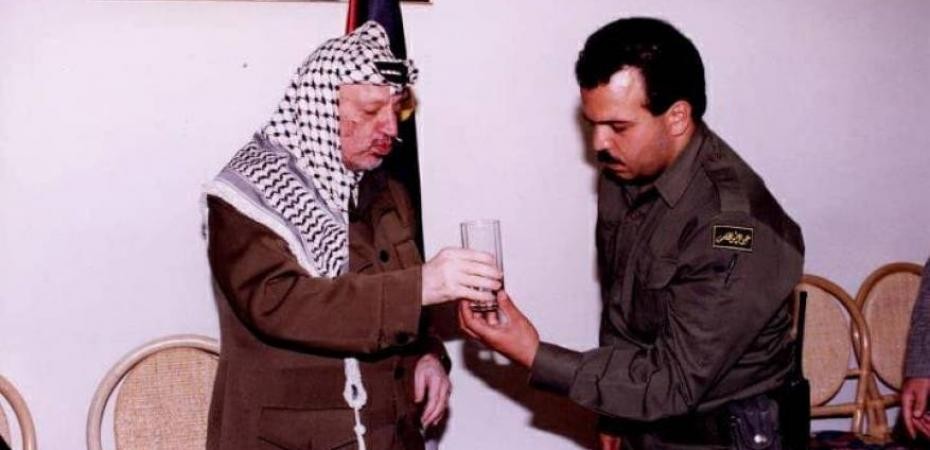 صورة: نجل اللواء محمد الداية يكشف حقيقة استقالة والده من السلطة الفلسطينية