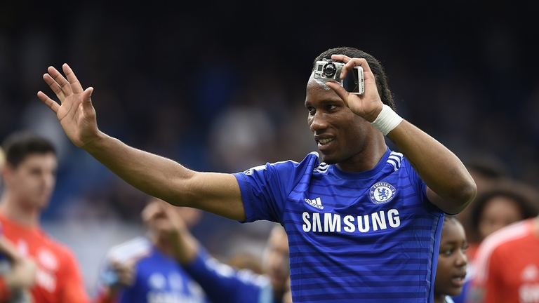 دروغبا يرشح أسطورة الكرة المصرية للتألق في دوري أبطال أوروبا