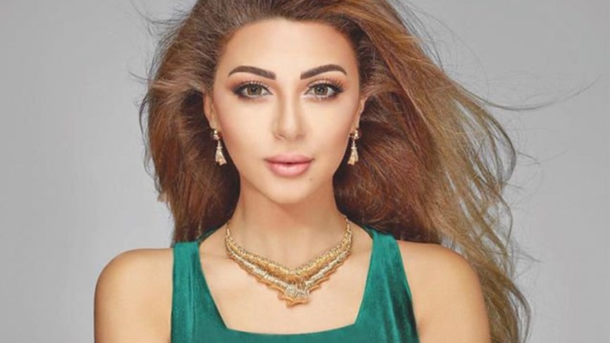 بالفيديو | النجمة اللبنانية "ميريام فارس" بإطلالة جريئة على البحر