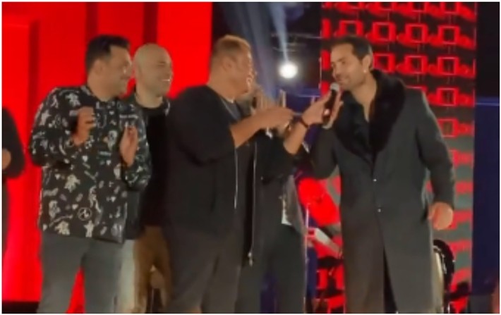 بالفيديو.. كريم فهمي يشارك عمرو دياب في غناء "محسود"