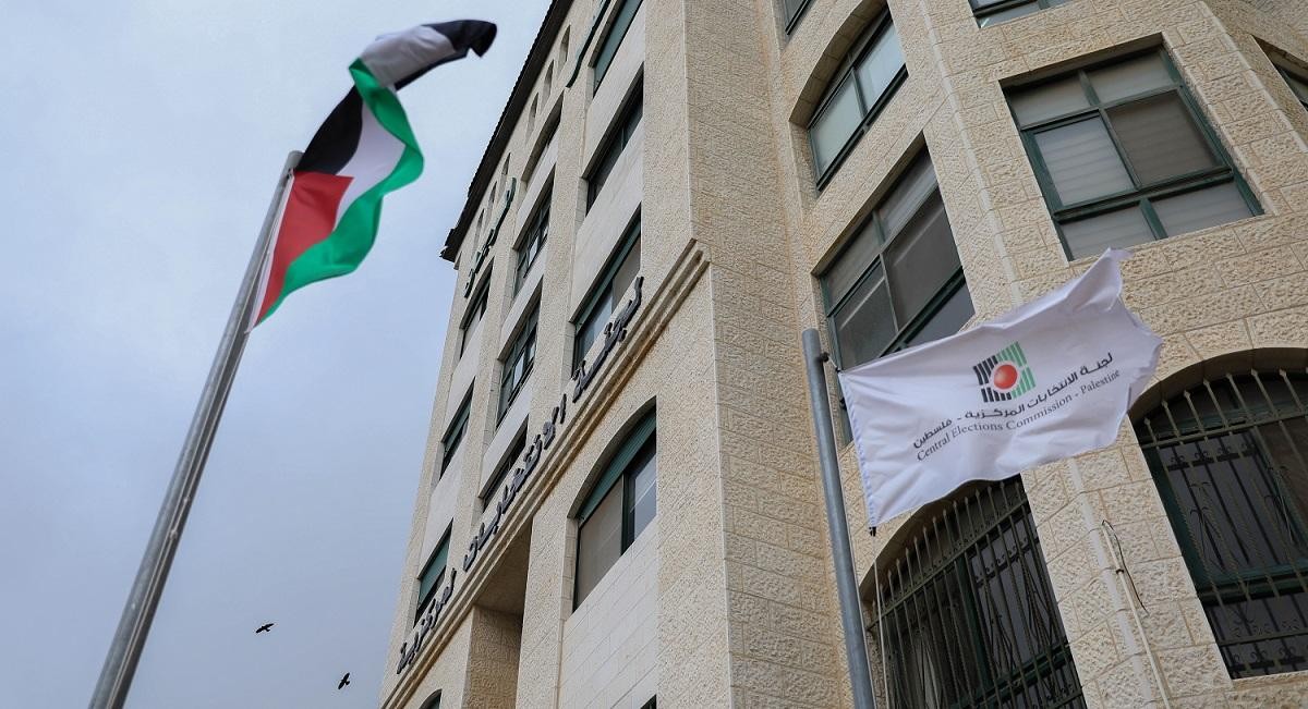 لجنة الانتخابات تكشف لـ"خبر" عن أعداد القوائم المُسجلة لديها