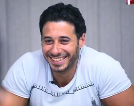 أحمد السعدني يكشف إصابته بأعراض كورونا ويخضع للعزل المنزلي