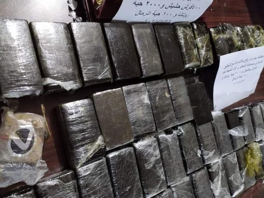 غزة: مُكافحة المخدرات تضبط 400 فرش حشيش و2100 حبة مخدرة