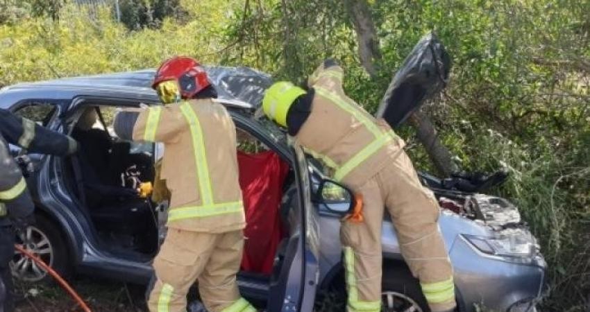 وفاة شخص وإصابة امرأة في حادث طرق بالجليل