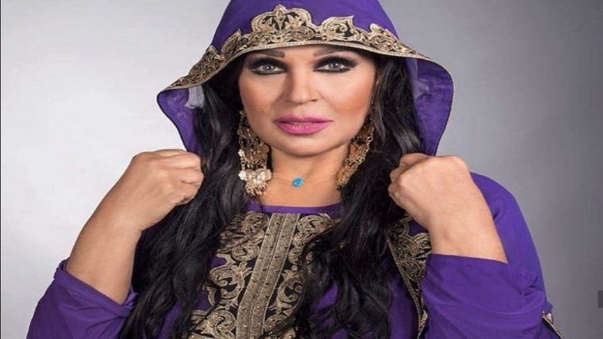 شاهدوا | الفنانة المصرية "فيفي عبده" تتعرض للإنتقادات بسبب صورة