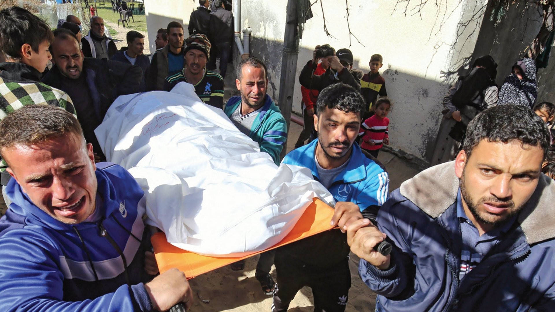 مركز الميزان يصدر بيانًا بشأن حادثة الصيادين الثلاثة في قطاع غزة