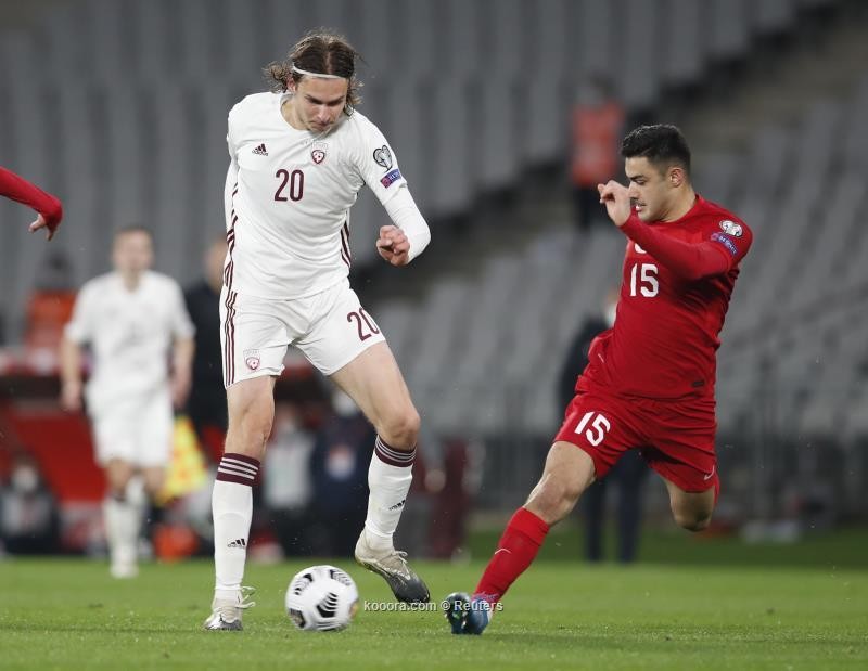 بالصور : لاتفيا تعترض قطار تركيا بتعادل مثير.. وهولندا تكتسح جبل طارق