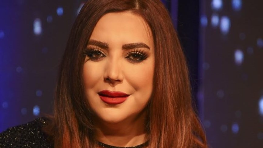 بالفيديو |  الممثلة السورية "شكران مرتجى" تبكي بحرقة بسبب والدتها وتتحدث عن مرضها