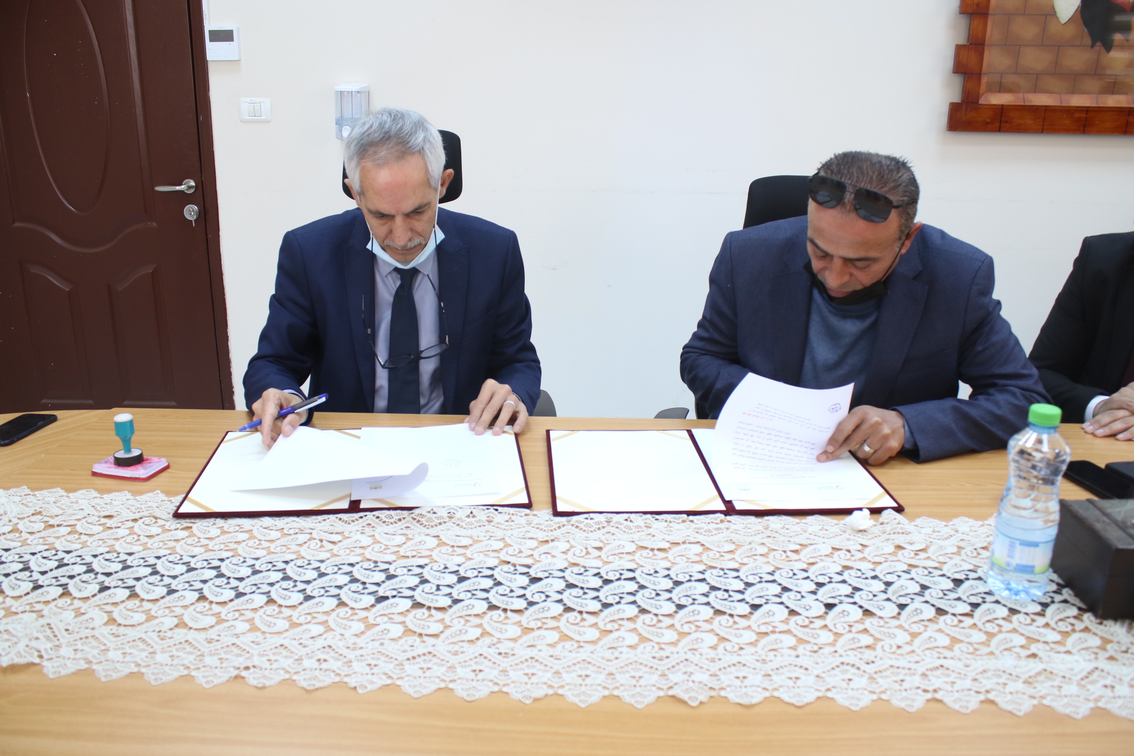 "التنمية" و"قطر الخيرية" توقّعان إطار عمل مشروع السلات الغذائية