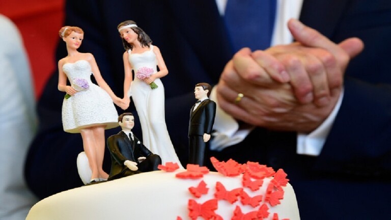 "شاب ياباني" يرتبط بـ35 سيدة في آن واحد .. والسبب غريب جدا