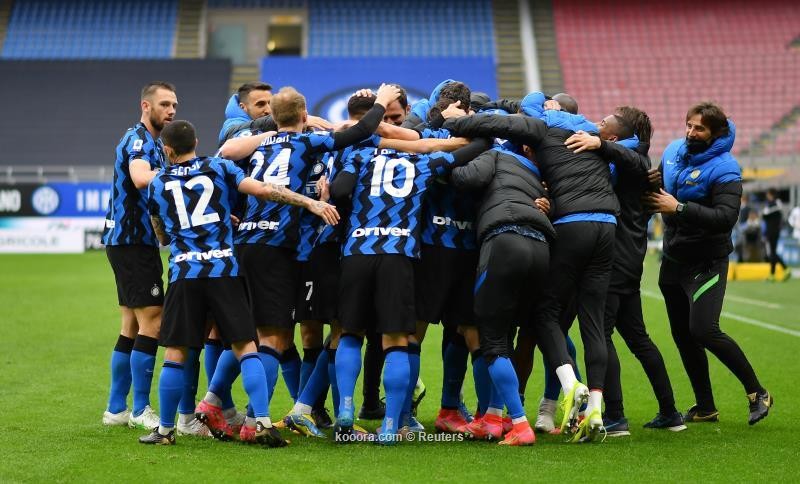 بالصور.. قطار إنتر يدهس كالياري في طريقه نحو لقب الكالتشيو