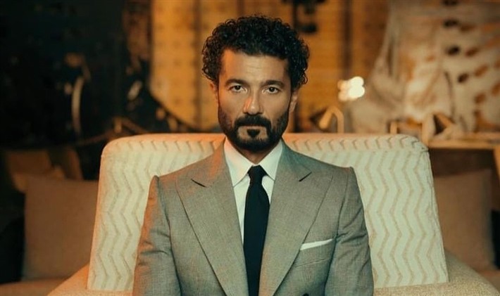 خالد النبوى يتعرض لوعكة صحية.. وزوجته: "تعبان أوي.. ادعوا له"