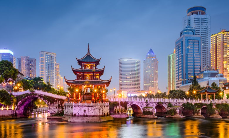 شاهدوا | ظهور أول إشارة "مرور" في العالم خاصة بـ"الإبل" في الصين