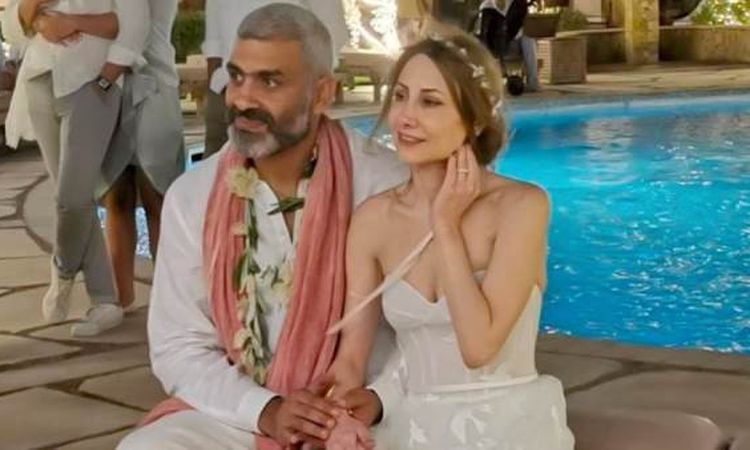 شاهدوا: هاني عادل يحتفل بزفافه على الفنانة اللبنانية دياموند بو عبود