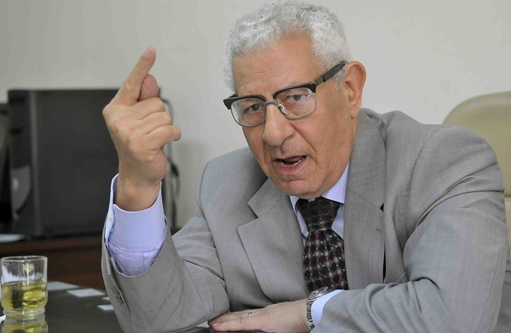 وفاة الكاتب المصري مكرم محمد أحمد بعد صراعٍ مع المرض