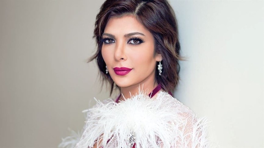 شاهدوا | تسريب فيديو عفوي للفنانة السورية "أصالة نصري" يضعها في ورطة