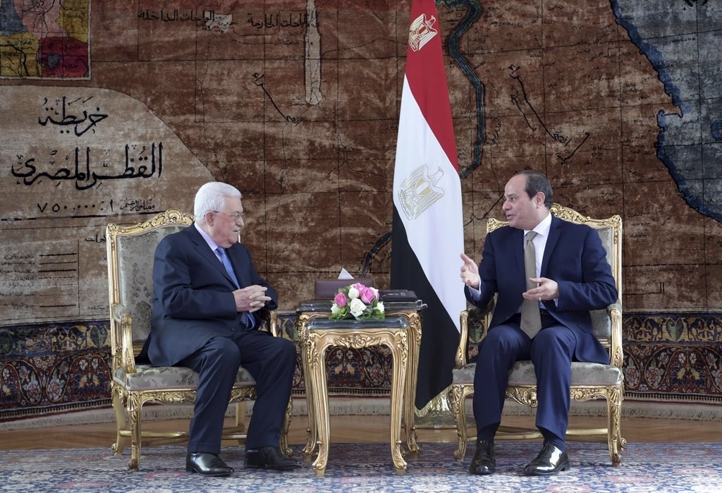 الرئيس عباس يهنئ نظيره المصري بحلول عيد الأضحى المبارك