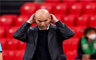 هل سيغادر زيدان ريال مدريد ؟