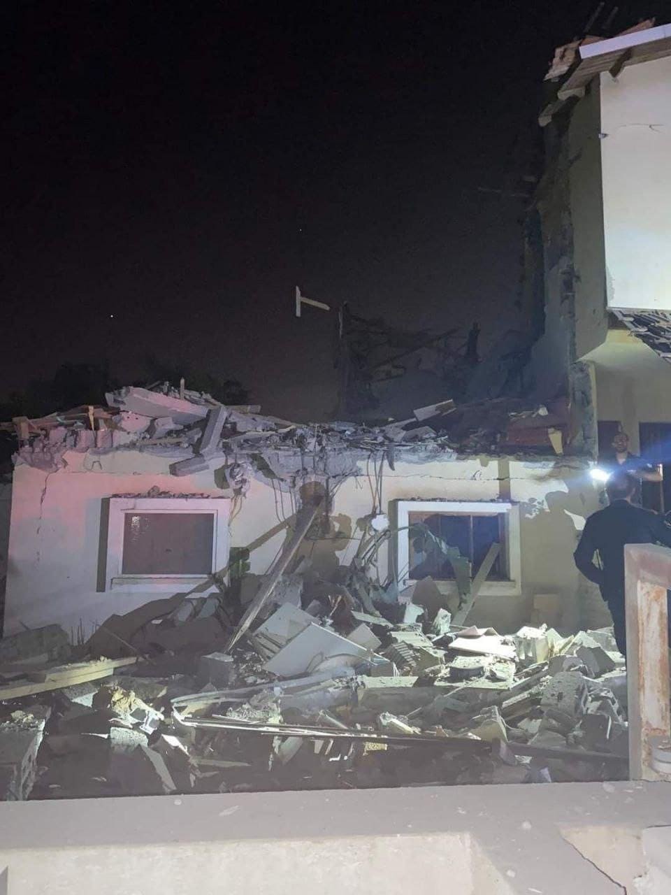 إذاعة الجيش: الهجوم الصاروخي من قطاع غزة هو الأكبر بتاريخ إسرائيل