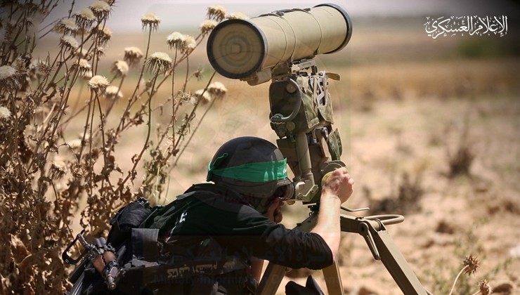 خبير عسكري يكشف عن مصدر الصواريخ الحديثة المضادة للدروع لدى "حماس"