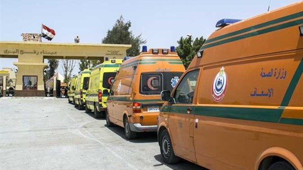 سفارتنا بالقاهرة: وصول سيارات الإسعاف المصرية لنقل جرحى العدوان الإسرائيلي على غزة