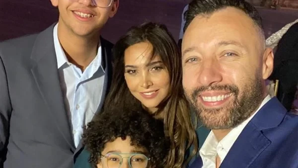 أحمد فهمي يعود لمتابعة زوجته على إنستجرام