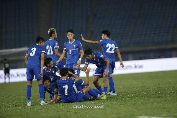 بالصور.. الكويت تحقق فوزا معنويا على الصين تايبيه