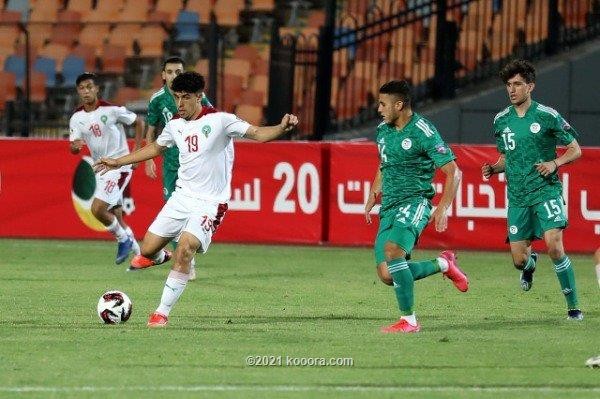 بالصور: سيناريو دراماتيكي يقود شباب الجزائر لإقصاء المغرب