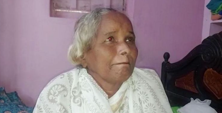 هندي يعود بعد دفن زوجته ليجدها على قيد الحياة في المنزل