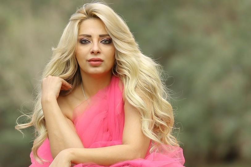 مي حلمي: أفكر في اعتزال الإعلام والابتعاد عن السوشيال ميديا