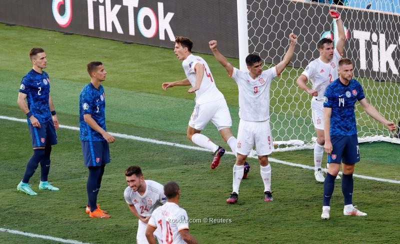 بالصور : إسبانيا تسحق سلوفاكيا بخماسية وتعبر لثمن نهائي اليورو