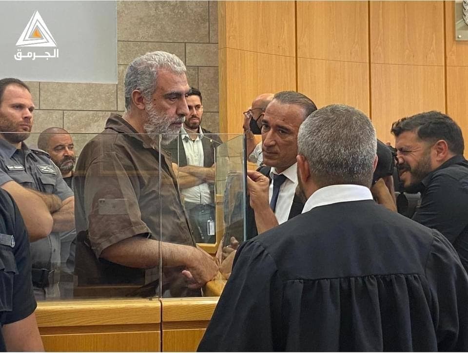 الاحتلال يُحوّل الشيخ كمال الخطيب للاعتقال المنزلي