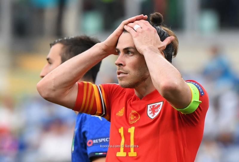 بالصور: إيطاليا تحقق العلامة الكاملة وويلز ترافقها لدور ال16