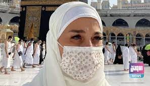 موجة غضب ضد بسمة وهبة بعد "فيديو الكعبة"