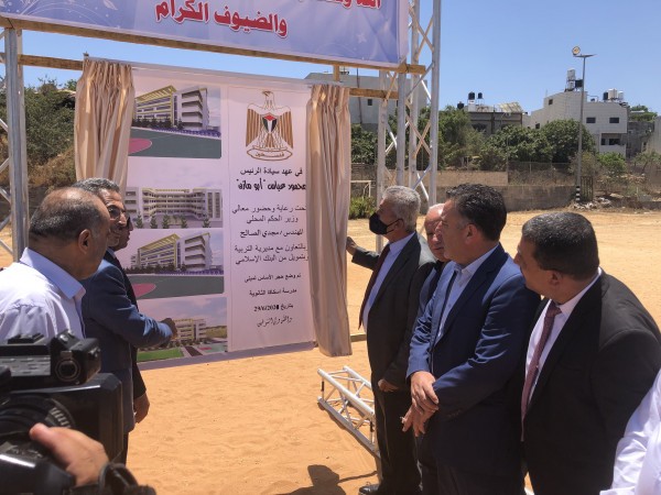 الصالح يضع حجر الأساس لمجموعة مشاريع تنموية في سلفيت