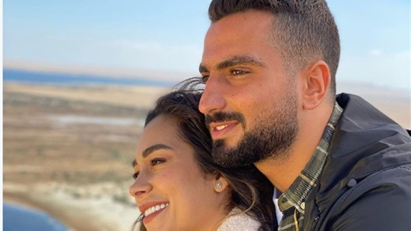 الشرنوبي يوجه رسالة لزوجته في عيد زواجه: «قلبي وعقلي اختاروا صح»