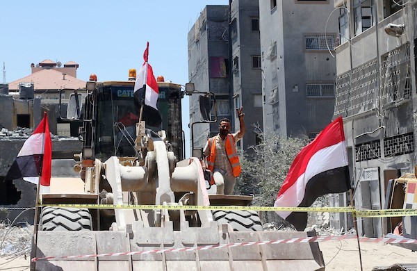 وفد هندسي مصري يصل غزة اليوم لاستكمال أعمال بدء الإعمار