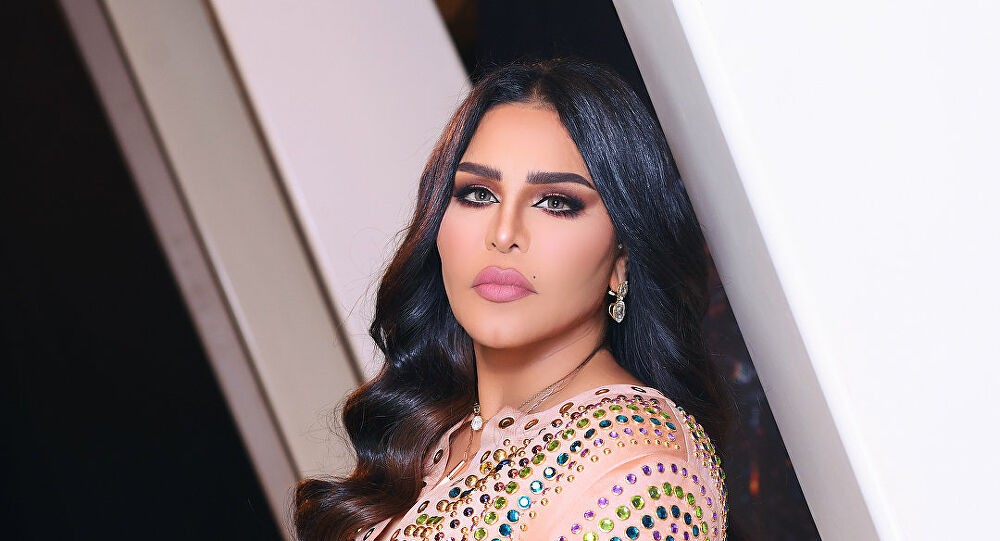 شاب يغازل أحلام في المول دون معرفة هويتها.. كيف ردت؟
