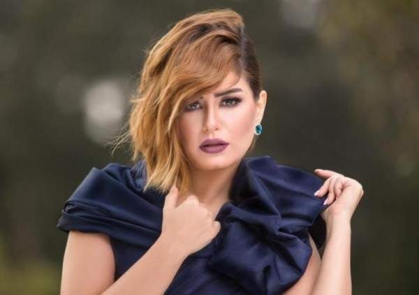 بالفيديو | الفنانة "منة فضالي" تشن هجوما على النجمة "ياسمين صبري"