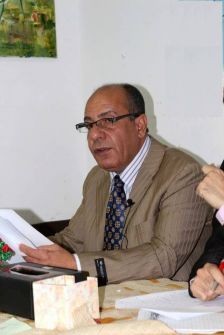 وفاة الكاتب الفلسطيني عبد الكريم عليان