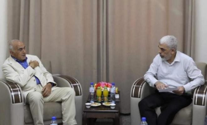 السنوار: حركة حماس جاهزة لاستعادة الوحدة الوطنية