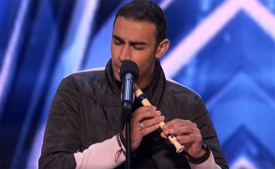 شاب مصرى يبهر لجنة تحكيم America's Got Talent بموهبته